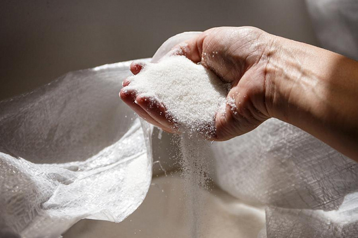 Найти крайнего: почему за снижение цен на сахар и масло в итоге заплатит бизнес