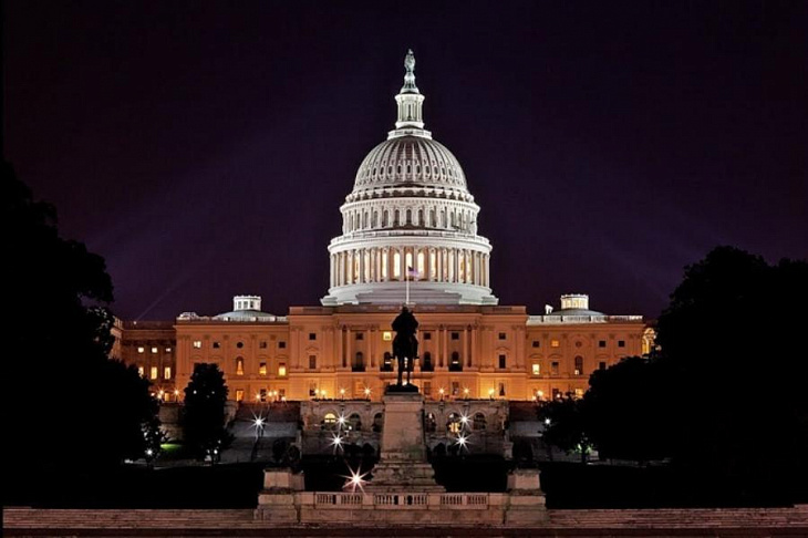 США потратят 250 млн долларов на борьбу с отчаянием в обществе для перезапуска экономики на фоне пандемии