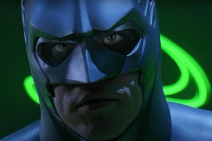 У фильма «Бэтмен навсегда» есть другая версия. Она мрачнее