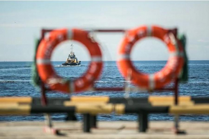 Порт Усть-Лука