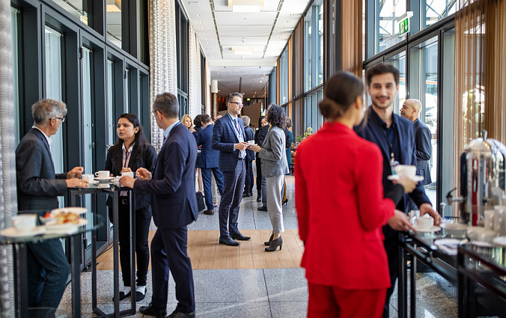 Кому всегда будут платить миллионы на рынке труда