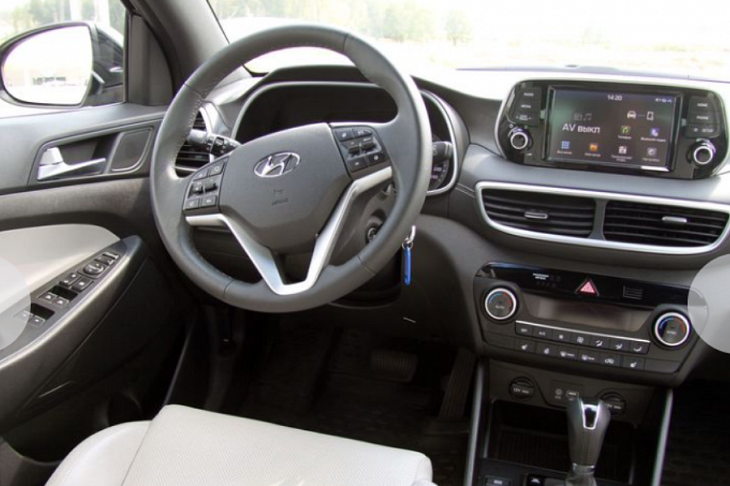 Какой кроссовер содержать дешевле: RAV4, Tiguan или Tucson