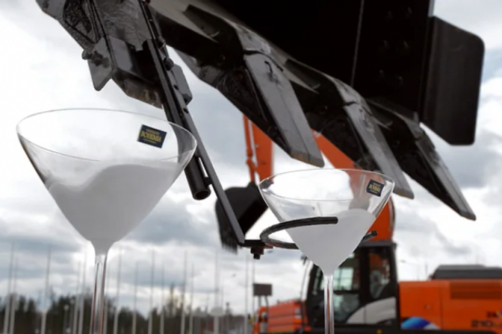 Экскаваторы отрываются