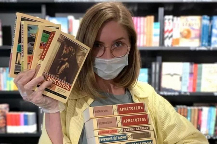 PickPoint заключил соглашение с сетью «Республика» 