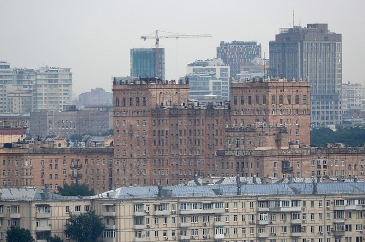 Аналитики назвали районы Москвы с подешевевшим жильем