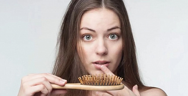Почему выпадают волосы