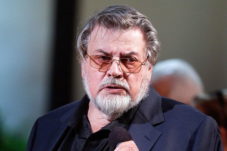 Театр сатиры прокомментировал новость об уходе Ширвиндта