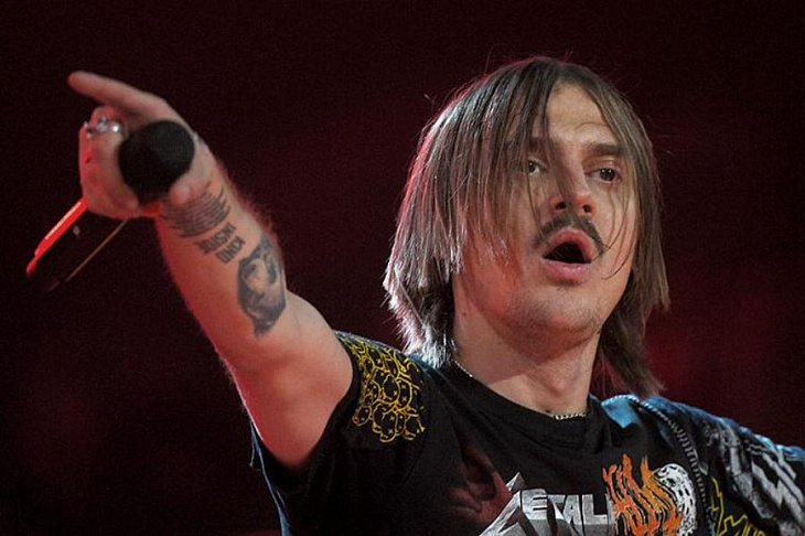 Группа Little Big запустила онлайн-конкурс «Карантиновидение»