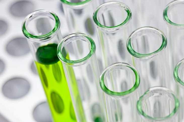 В Россию поступит партия незарегистрированного препарата GSK от COVID-19