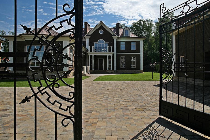 В 2020 году на Рублевке не купили ни одной резиденции дороже $30 млн 