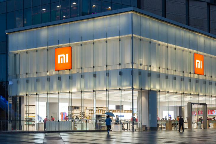 Xiaomi начала напрямую поставлять смартфоны в Россию через свою «дочку»
