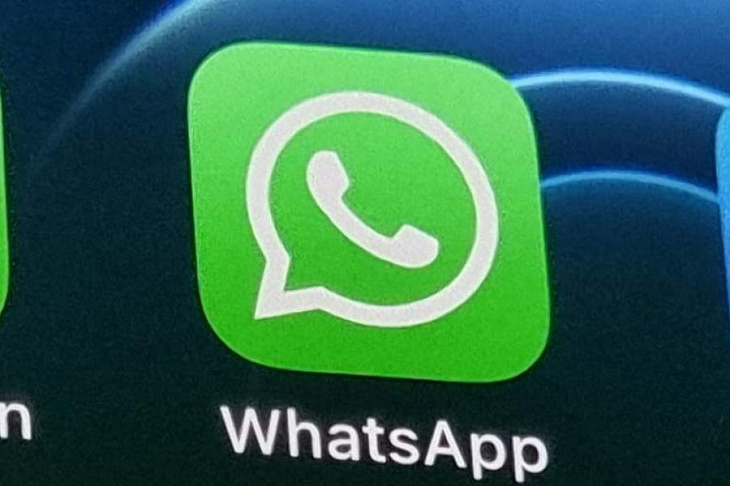 Возможность отправки исчезающих фотографий и видео появилась в WhatsApp