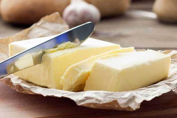 Сливочное масло оказалось идеальной средой для роста опасных бактерий