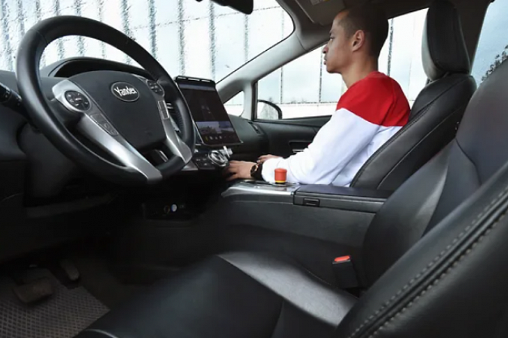 Беспилотный транспорт избавляется от людей