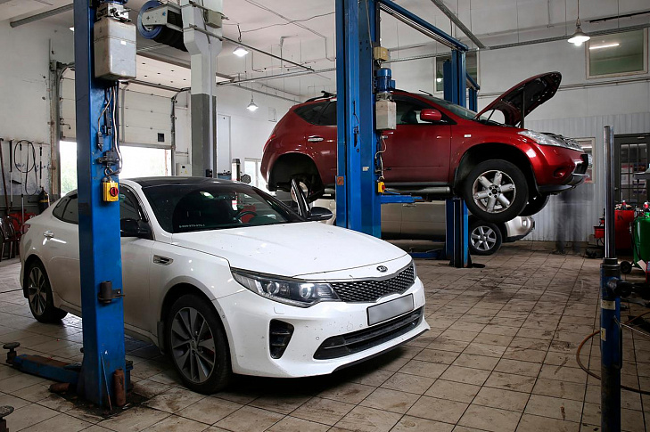 Дефицит запчастей, проблемы с ТО: содержание машины сильно подорожало.