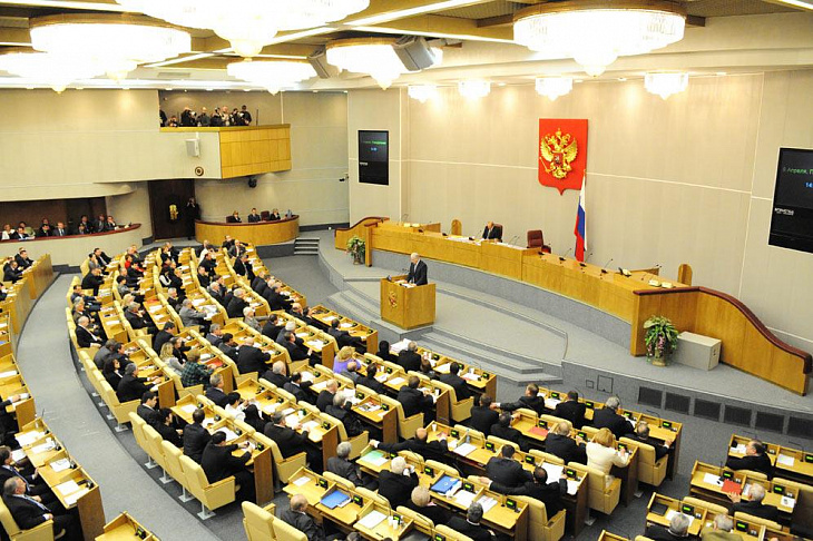 Сенаторы предложили механизм обязательной закупки российских товаров