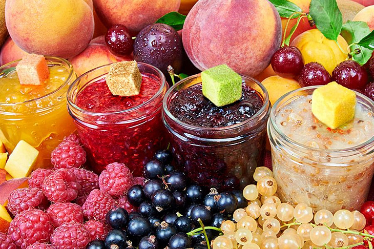 Фруктоза признана крайне опасной для беременных и кормящих женщин