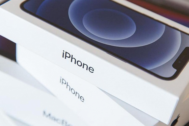 Павел Дуров раскритиковал новый iPhone