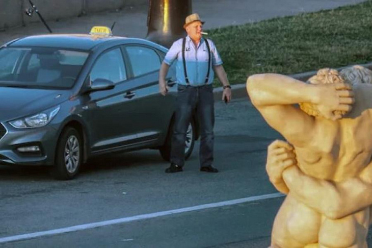 Таксистов сфотографируют в профиль