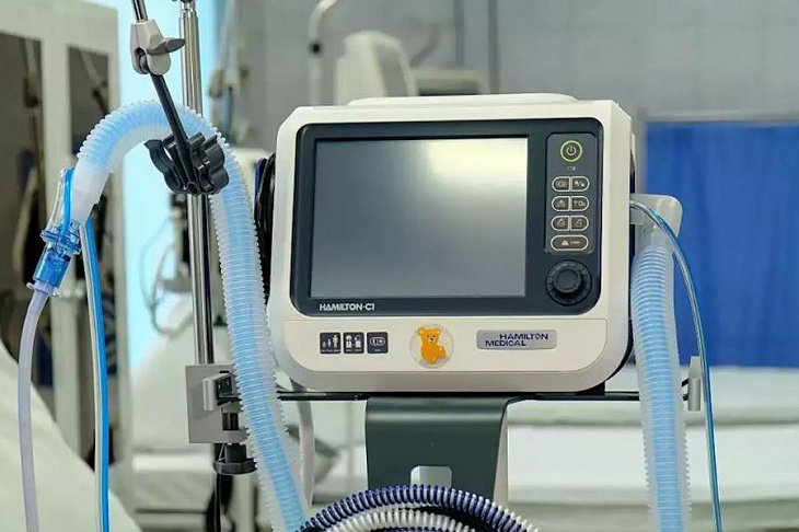 Росздравнадзор приостановил обращение аппаратов ИВЛ «Авента-М»