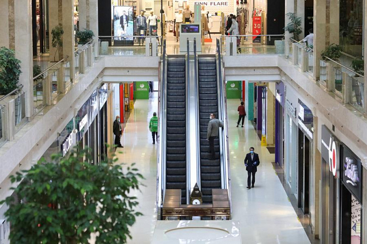  Падение оборота розницы в России замедлилось, несмотря на вторую волну пандемии