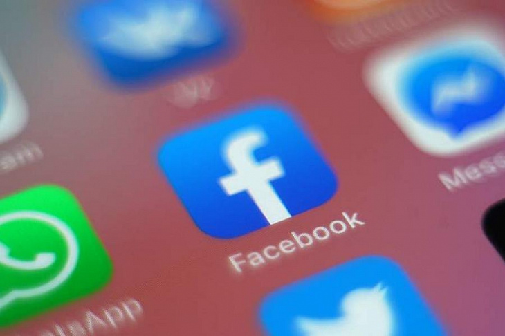 Facebook уличили в чтении личных сообщений в WhatsApp