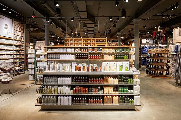 Японский ретейлер Muji запустил подписку на мебель