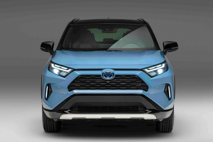 Ещё один посвежевший Toyota RAV4: новая оптика и расширение гаммы