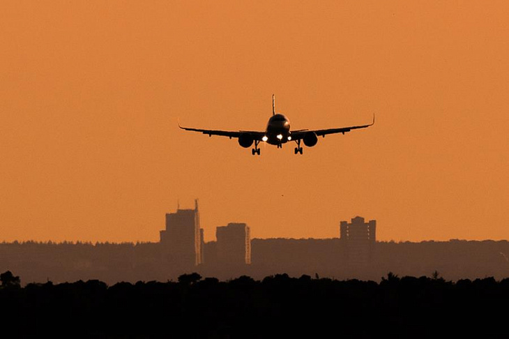 На отдых со скидкой до 50%: в России резко упали цены на авиабилеты 