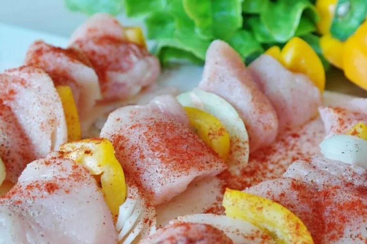 Роскачество обнаружило в курином филе хлороформ